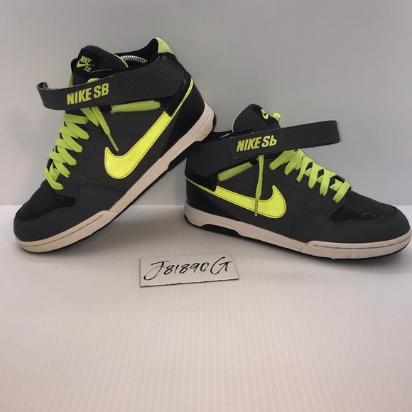 Nike Other - Nike SB Mogan Mid 2 Skate Shoes 2016 645025-007 7Y